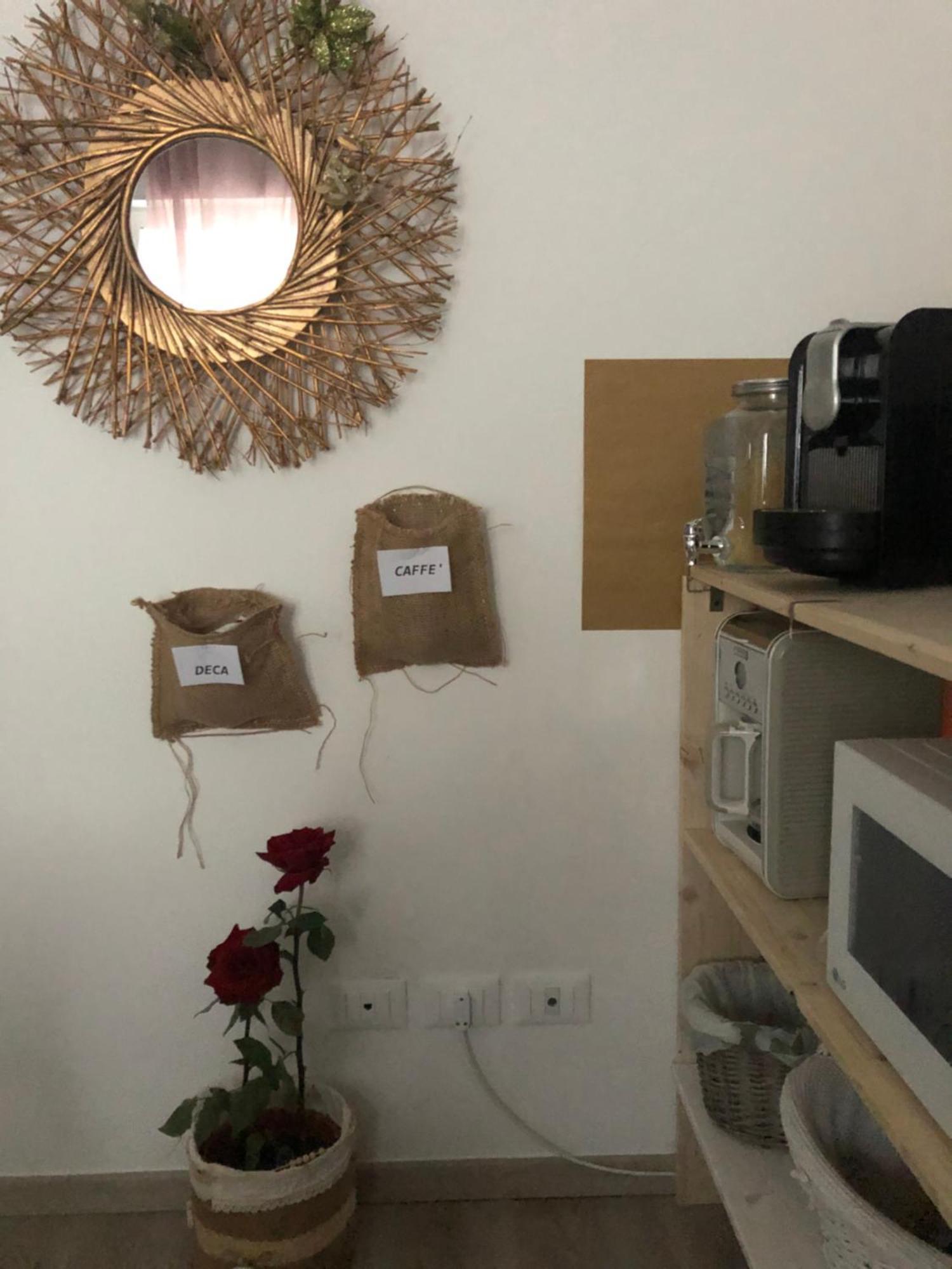 R&B Midora Modena Panzió Kültér fotó