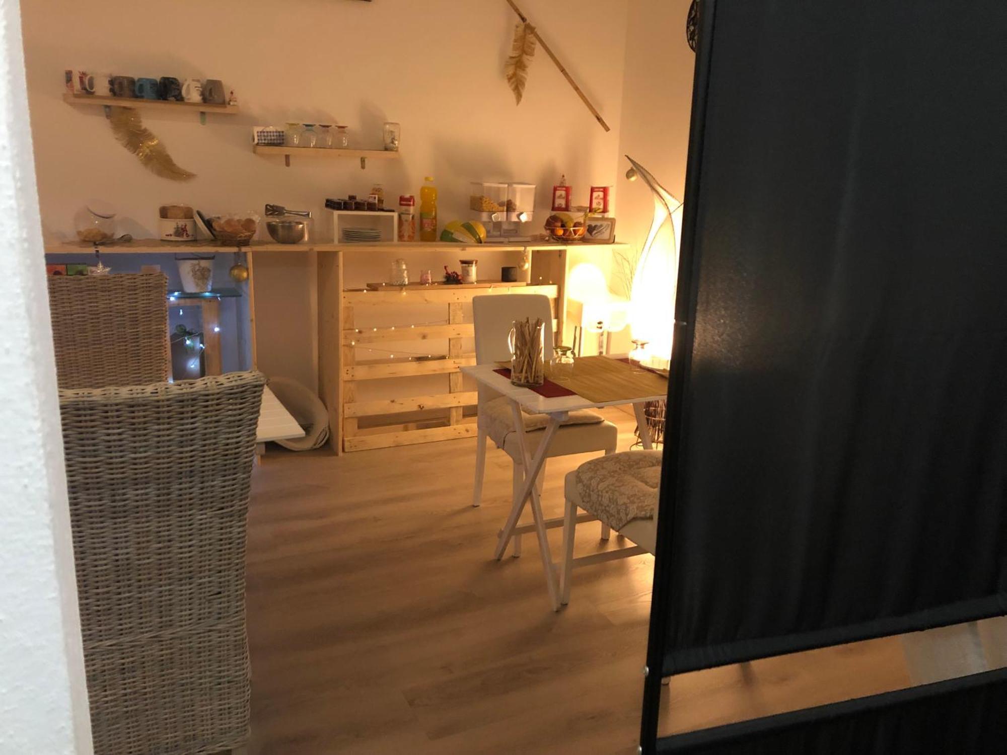 R&B Midora Modena Panzió Kültér fotó