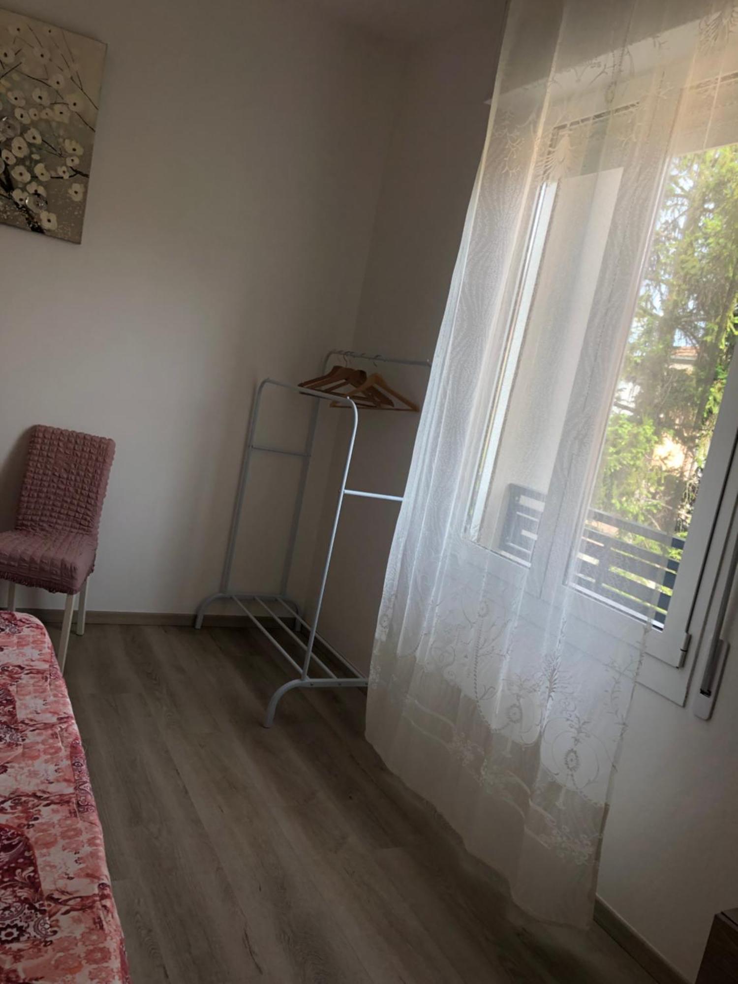 R&B Midora Modena Panzió Kültér fotó