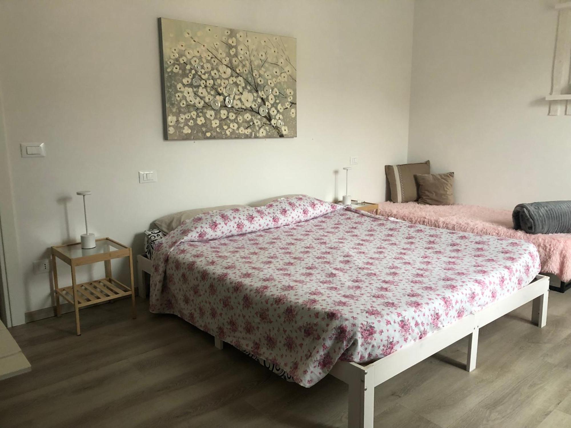 R&B Midora Modena Panzió Kültér fotó